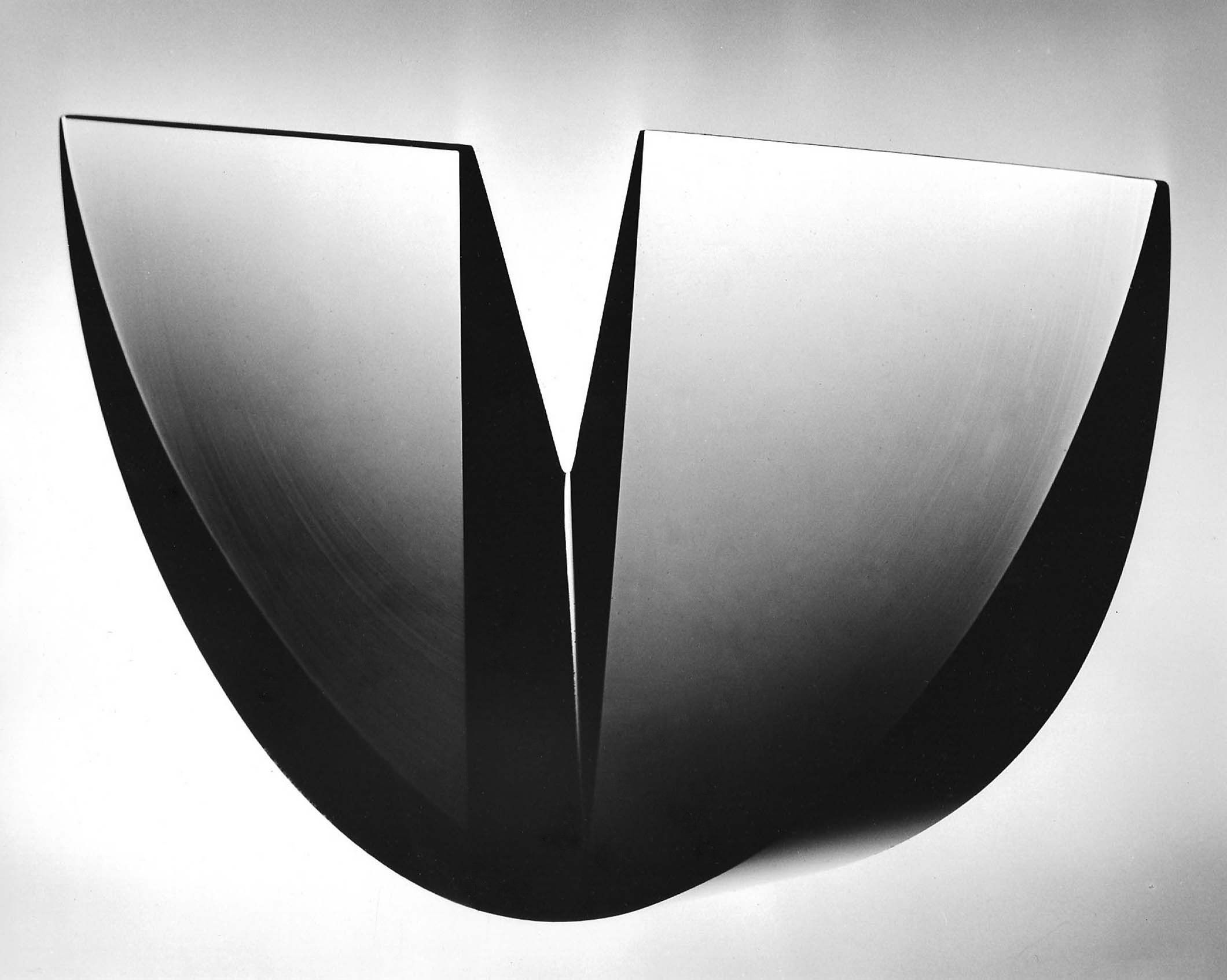 rozkol, kouřové sklo, 25x13x7, 1981